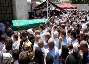Mehmet Murat Özal Toprağa Verildi