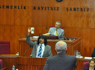 KKTC'yi Sarsan Rüşvet İddiası!