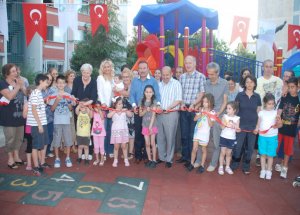 Başkan Doğan Bir Günde 4 Park Açtı