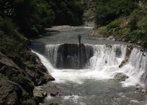 Giresun'un Espiye İlçesinde Şelaleler İlgi Bekliyor