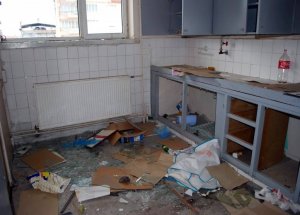 Tinercilerin Yuvası Okul Yıkıldı