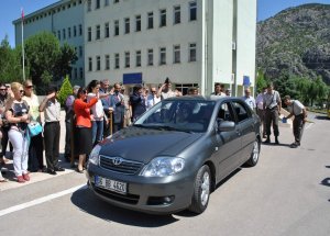 Komutanın Emniyet Kemeri Hassasiyeti
