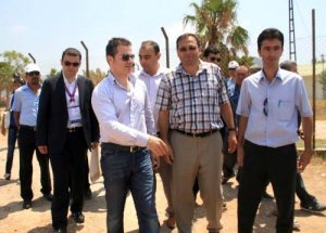 Bakan Kılıç Aydıncık İlçesini Gezdi