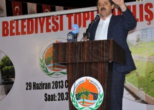 Bakan Çelik'ten Gezi Parkı Göndermesi!