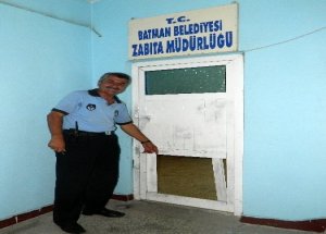Zabıta Karakolunu Soydular