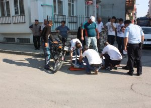 Motosiklet Sürücüsü Yaralandı