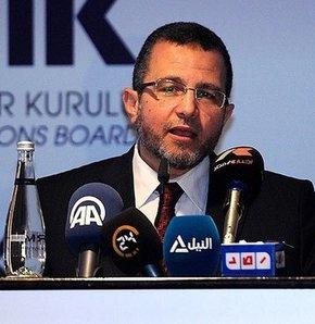 Mısır Başbakanı'na Hapis!