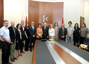 Anayasa Uzlaşma Komisyonu çalışmalarına devam etmeli