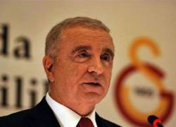Ünal Aysal Yine Çilek Müjdesi Verdi