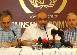 STK’lardan "Mursi'nin Yanındayız" Yürüyüşü