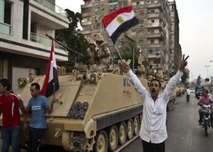 Mısır'da Ordu Yine Silah Kullandı