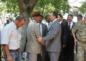 Bingöl Valisi Taşyapan Vatandaşlarla Bir Araya Geldi