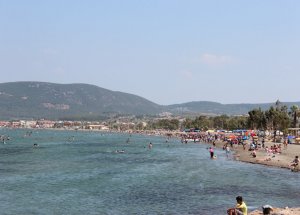 Urla Sahilleri İzmirlilerin Akınına Uğradı