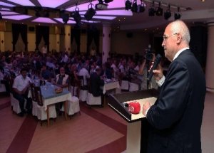 Fethi Yaşar, Yenimahalle Esnafıyla Buluştu