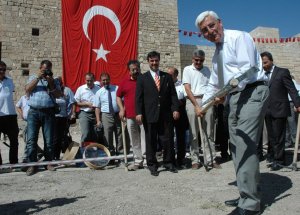 Karaman Kalesi’nde Çalışmalar Başladı