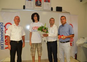 LYS Mersin Birincisine Plaket