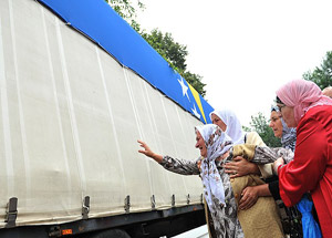 Srebrenitsa Kurbanları İçin Saraybosna'da Tören