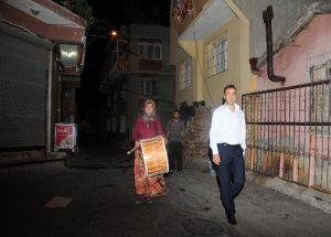60 Yaşındaki Davulcu Ayşe Teyze