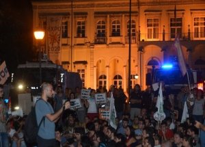 Nejat İşler'den Bodrum'da Gezi Eylemi