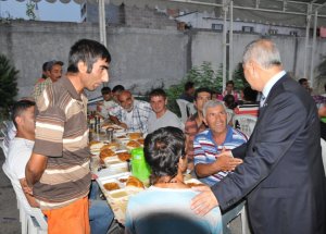 Osmaniye Belediyesi İftar Çadırı Kurdu