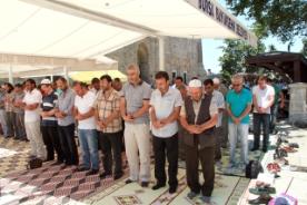 Ramazan'ın İlk Cumasında Camiler Doldu Taştı