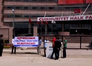 CHP Önünde Seçim Sandıklı Protesto