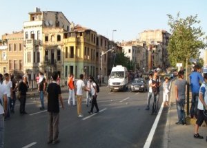 BDP’li gruba polis müdahale etti