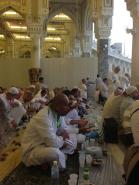 Kabe'de 4 Milyon Kişi İftar Yapacak!