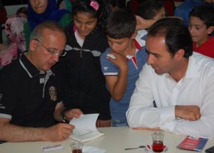 Vali Yetim Çocuklarla Buluştu
