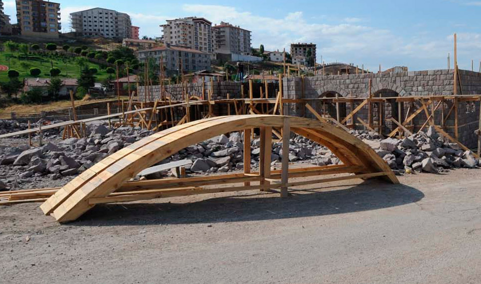 Bu köyün ‘KAPISI’ herkese açık