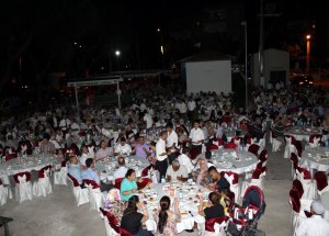 Salihli’de Şehit Aileleri Ve Gazilere İftar Yemeği Verildi