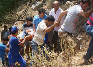 Keçi inadı çiftçinin başını derde soktu