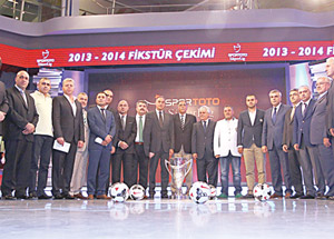 Süper’de İlk Derbi Kadıköy’de