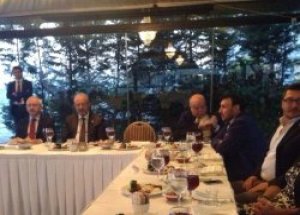 CHP İftarında Sarıklı Hoca