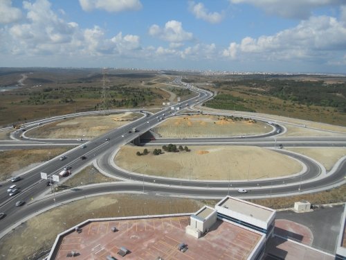 İstanbul trafiğini rahatlatacak Yüzyıl Kavşağı tamamlandı