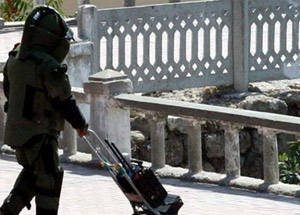 Ankara'da Bombalı Araç Alarmı