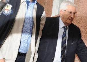 Paşalar Birbirşne Girdi!