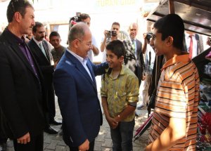 Akdağ İlçe Ziyaretlerini Sürdürüyor