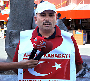 Vatandaş Ahmet’ten Tencere-Tava Protestosu
