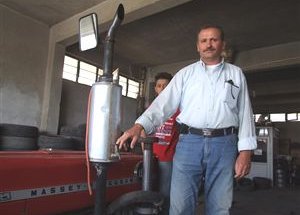 Traktörün Egzozundan Termos Olur mu?