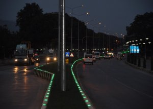 Türkiye'nin İlk Led Aydınlatmalı Karayolu Refüjü
