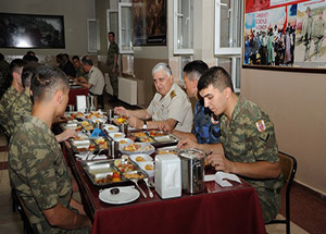 Necdet Özel'den Bir İlk Daha!