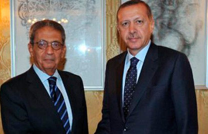 Sisi'nin Ricacılarına Demokrasi Dersi