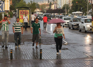 Bursa'da Serinleten Yağmur