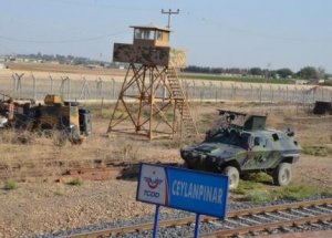 Sınır Hattından Ambulanslarla Yaralılar Geliyor