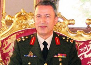 2015'te Genel Kurmay Başkanı Hulusi Akar