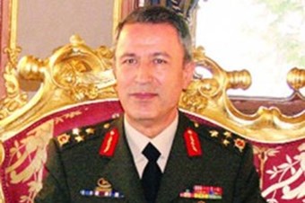 Hulusi Akar Kimdir?