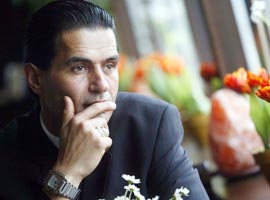 Ünlü Mankeni Utançtan Ağlatan Dayak
