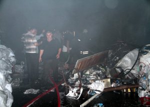 Geri Dönüşüm Deposunda Çıkan Yangın Korkuttu