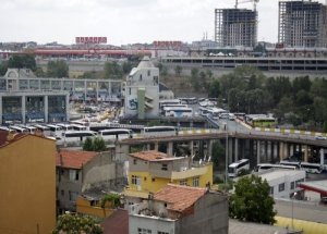 Otogarda Otobüs Ve Yolcu Trafiği Azaldı